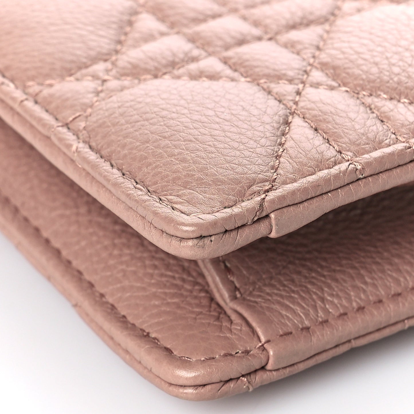 Calfskin Cannage Caro Zipped Pouch With Chain Fard
