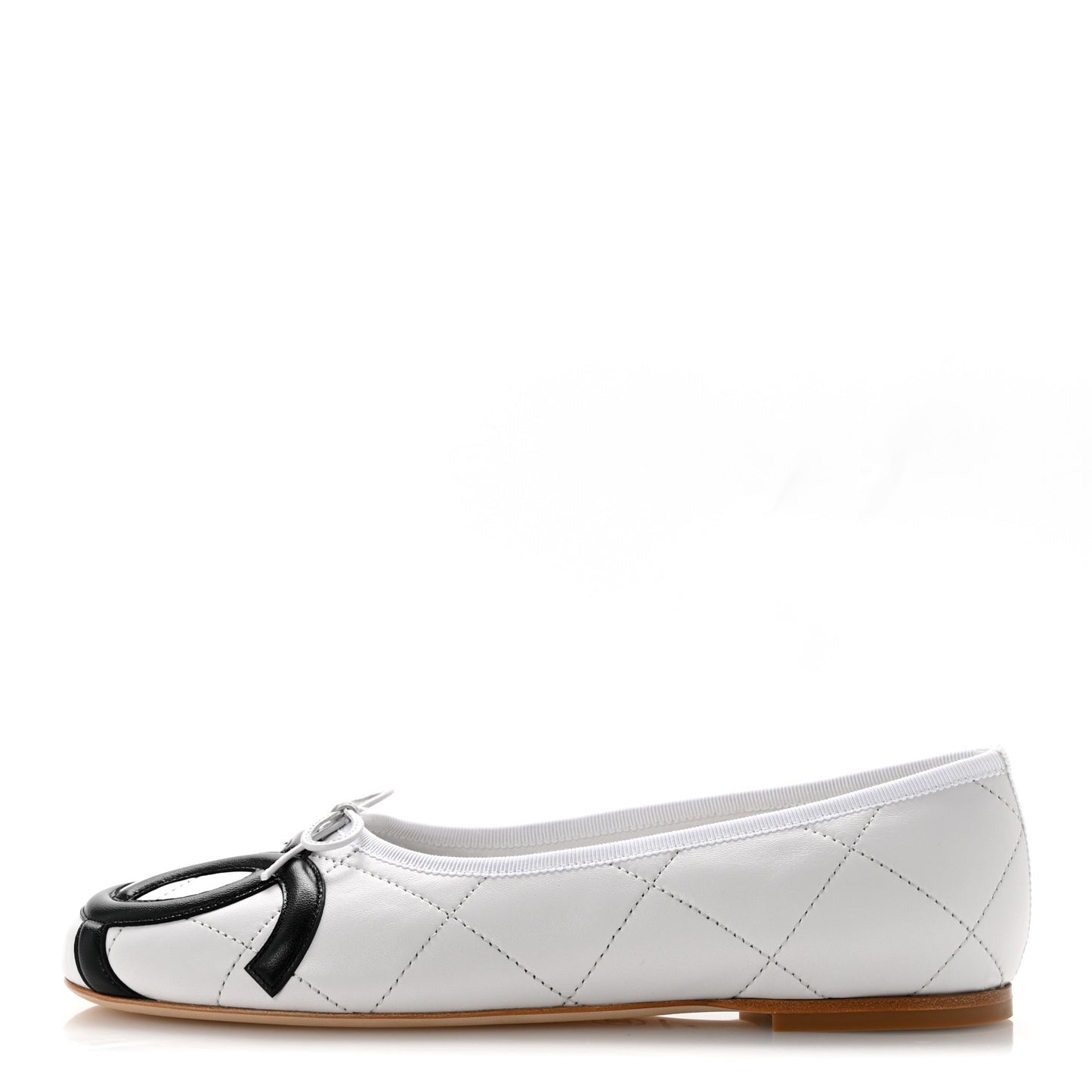 Lambskin Quilted CC Cambon Ballet Flats 40 White Black