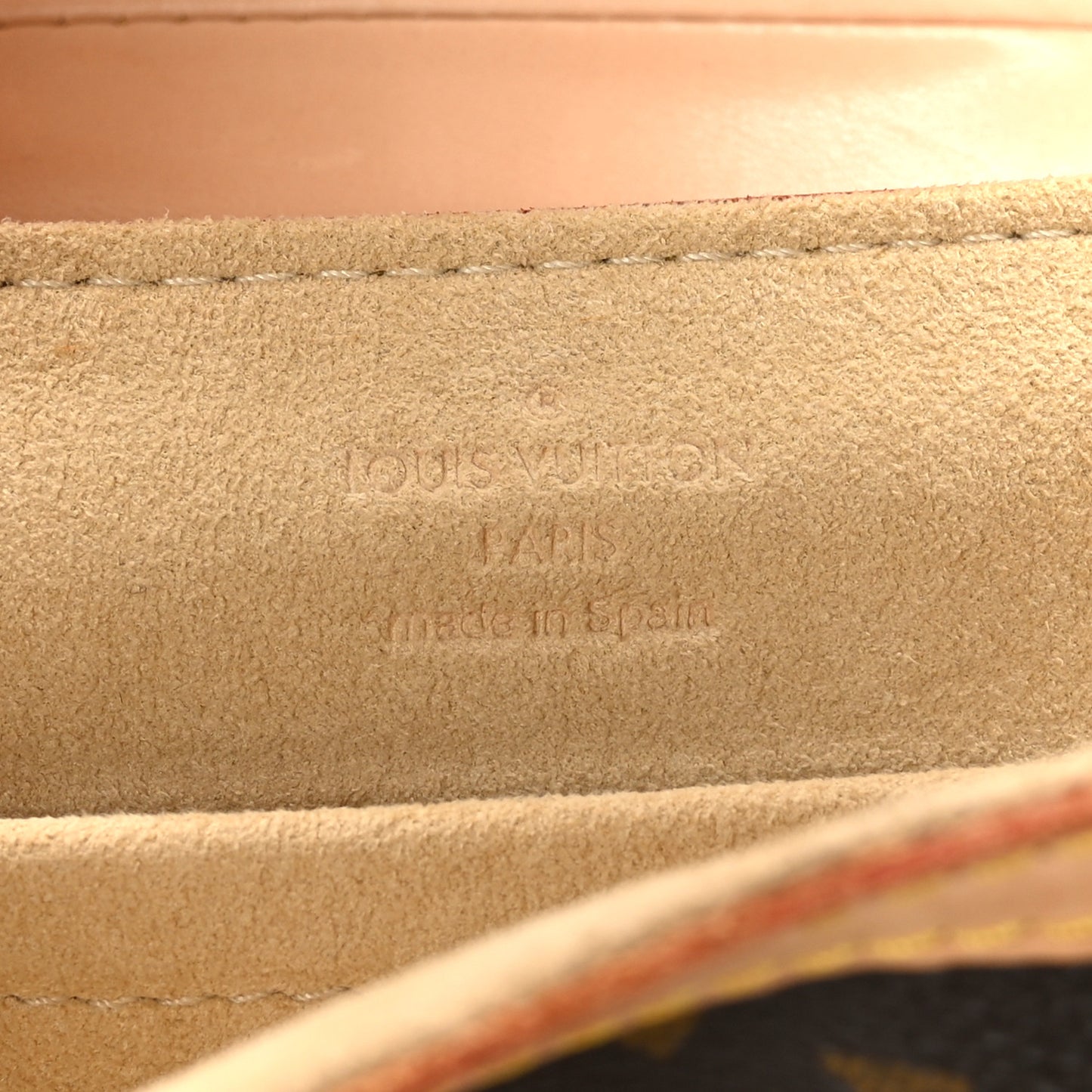 Monogram Leonor