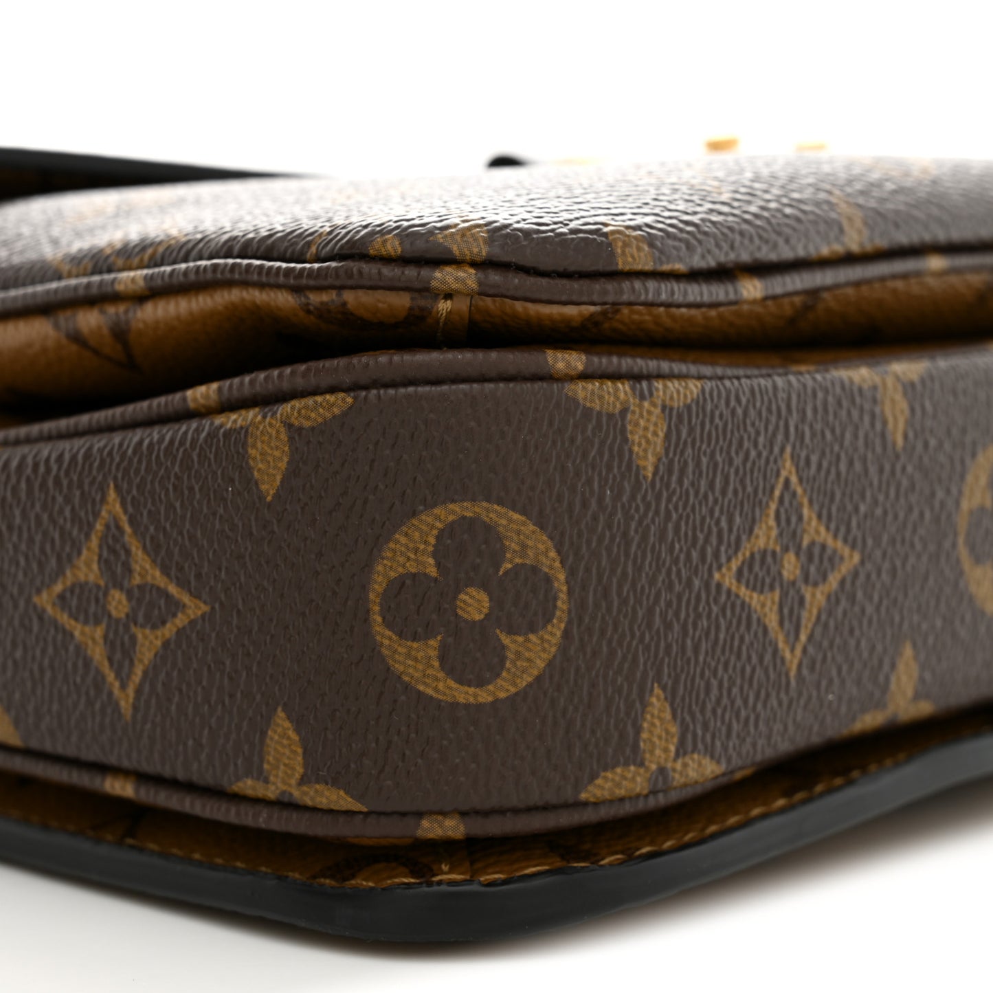 Reverse Monogram Pochette Metis