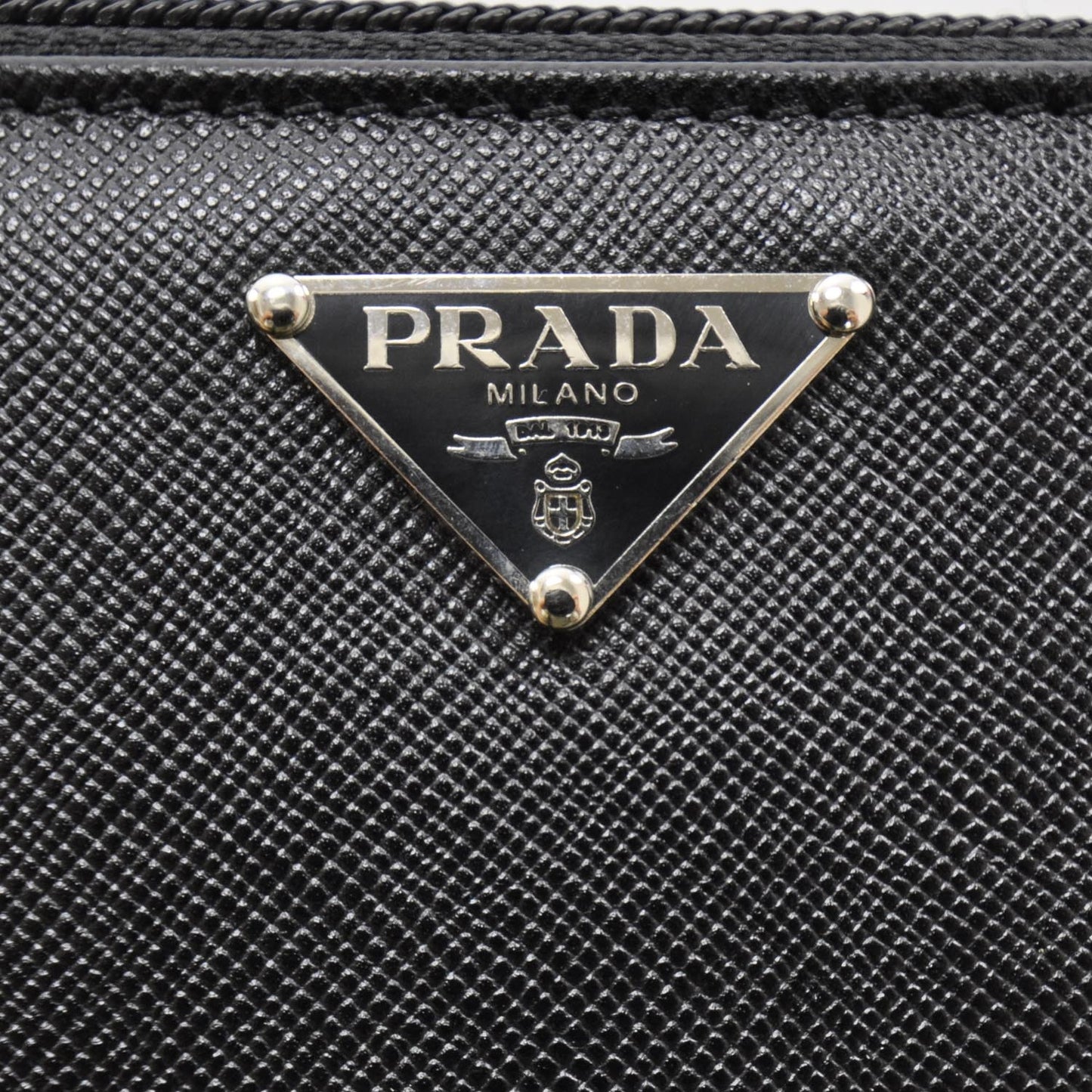 Saffiano Zip Around Wallet Nero