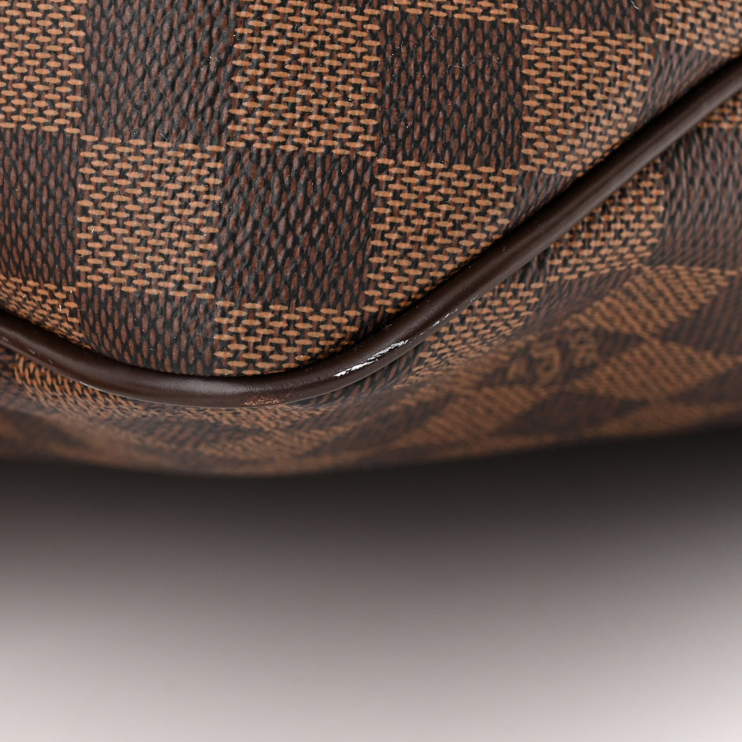Damier Ebene Delightful MM