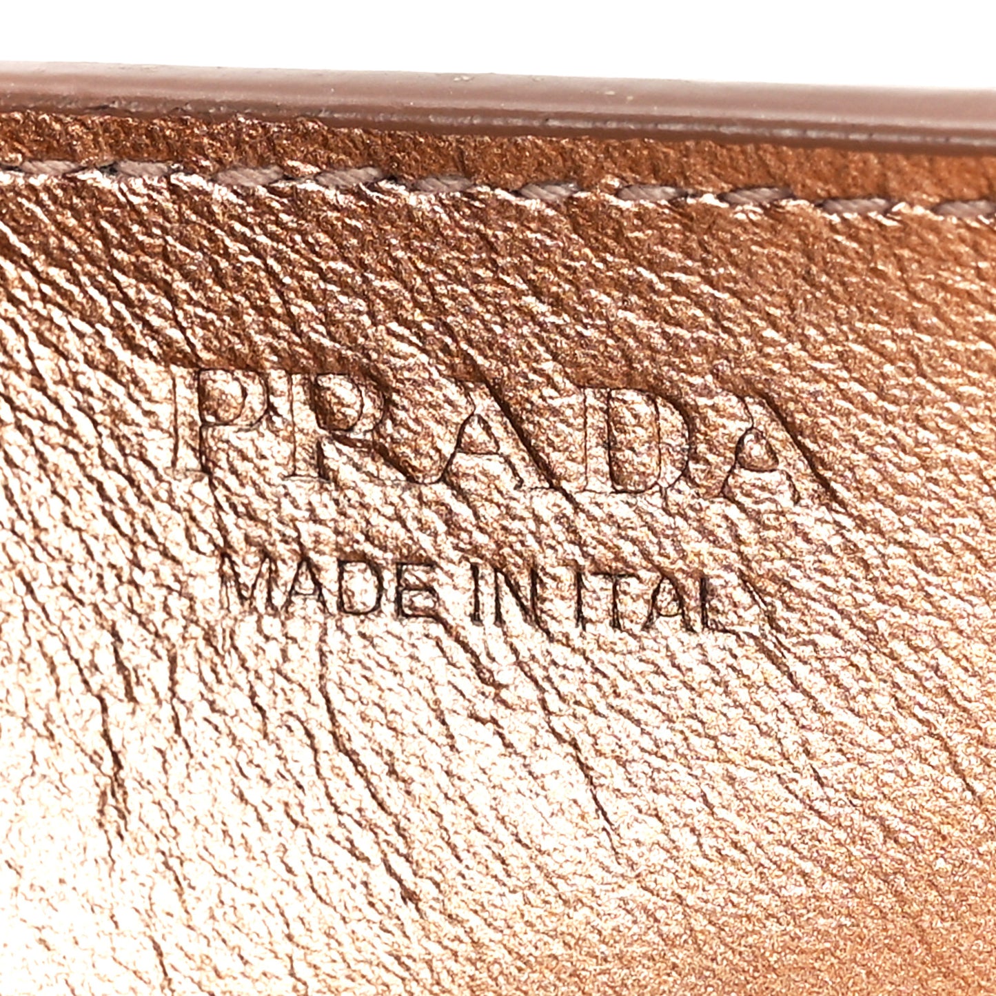 Metallic Vitello Move Oro Chain Wallet Cipria Mordore