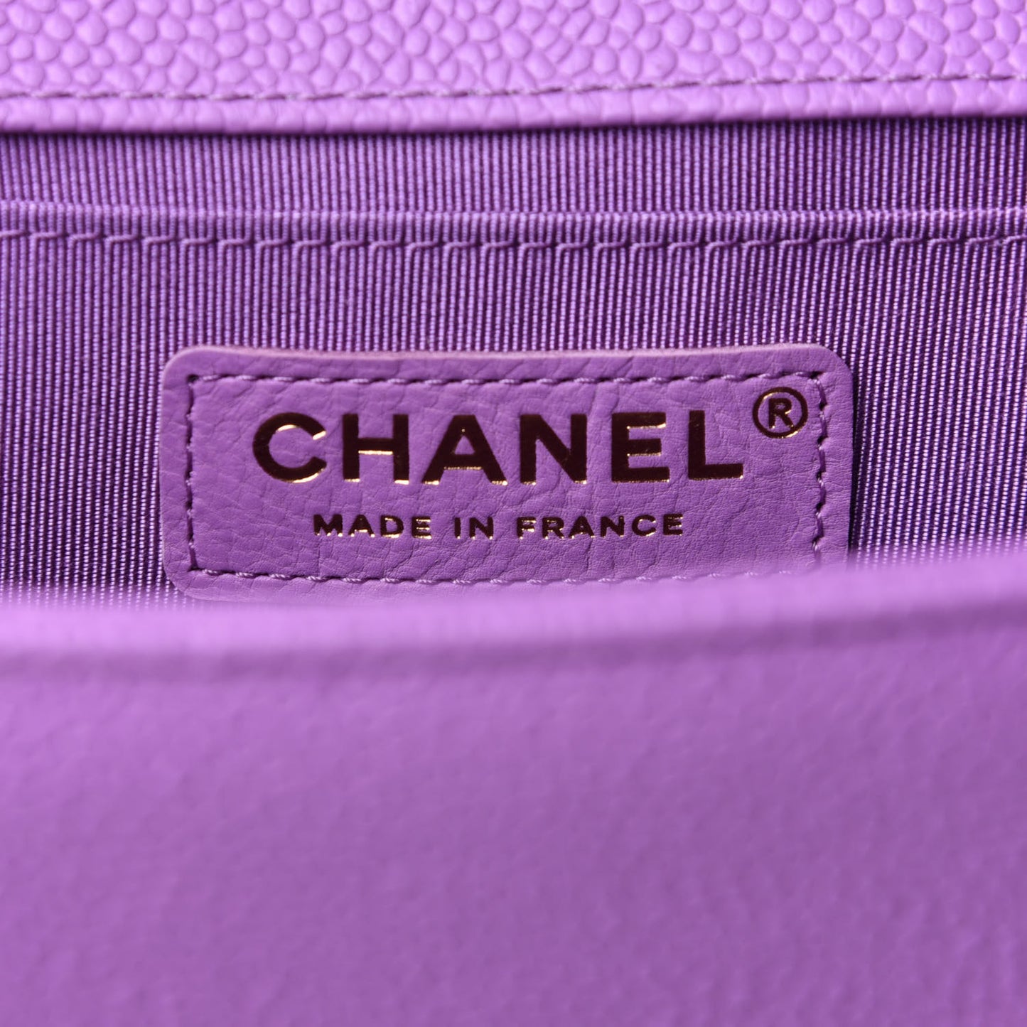 Caviar Quilted Medium Boy Flap Purple