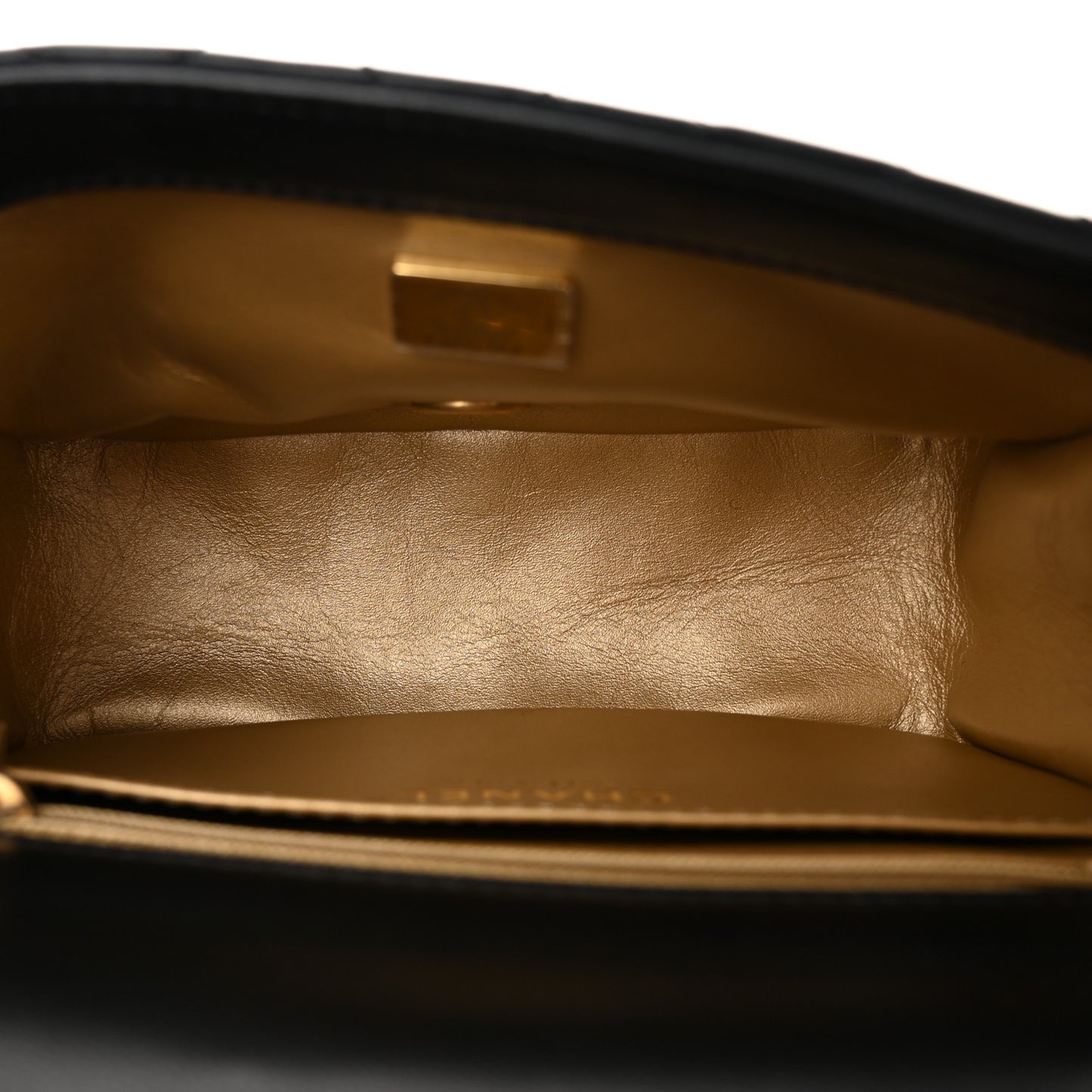 Lambskin Quilted Mini Pearl Crush Flap Black