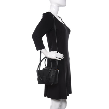 Bottega Veneta Grained Calfskin Mini Maxi Intrecciato Arco 33 Black 2 of 9