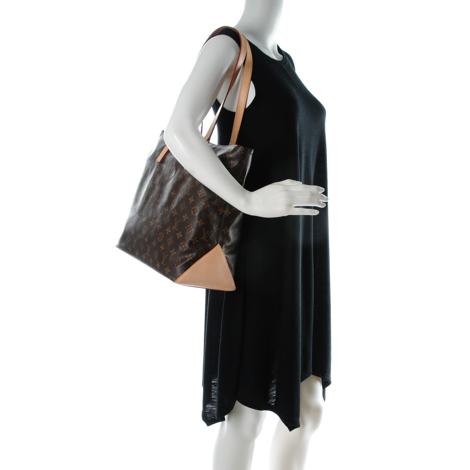 Louis Vuitton Monogram Cabas Mezzo 2 of 8