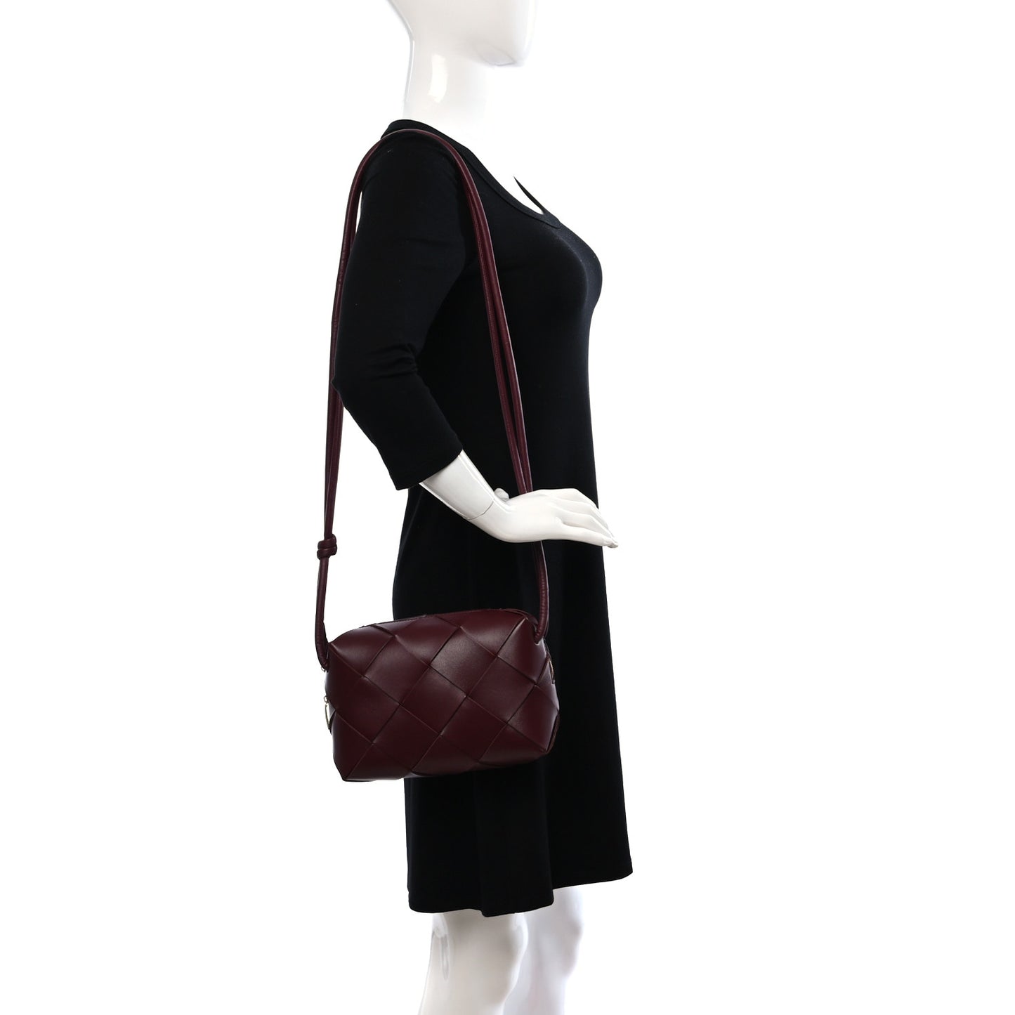 Lambskin Maxi Intrecciato Small Cassette Camera Bag Barolo