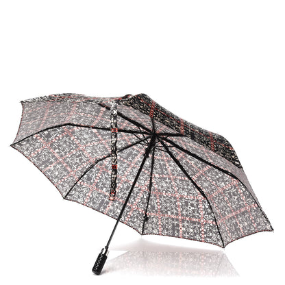 Chanel CC Umbrella with Patent Quilted Carrier Black 4 of 10