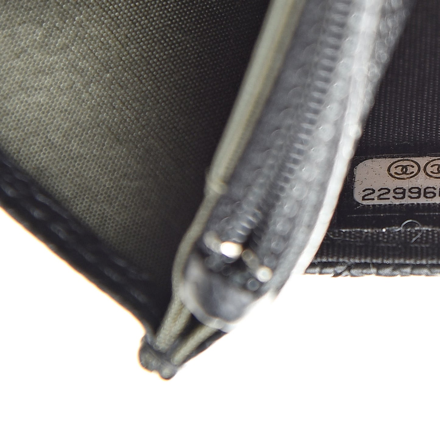 Caviar Quilted Boy Wallet On Chain WOC Black