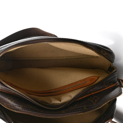 Louis Vuitton Monogram Reporter PM 4 of 4