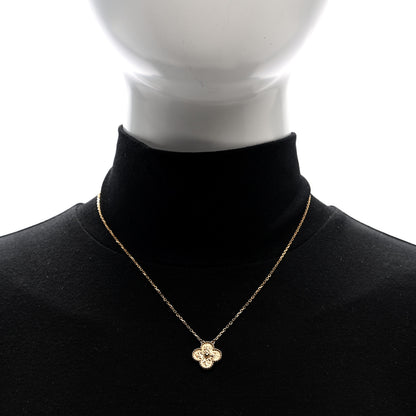 Van Cleef & Arpels 18K Yellow Gold Vintage Alhambra Pendant Necklace 2 of 5