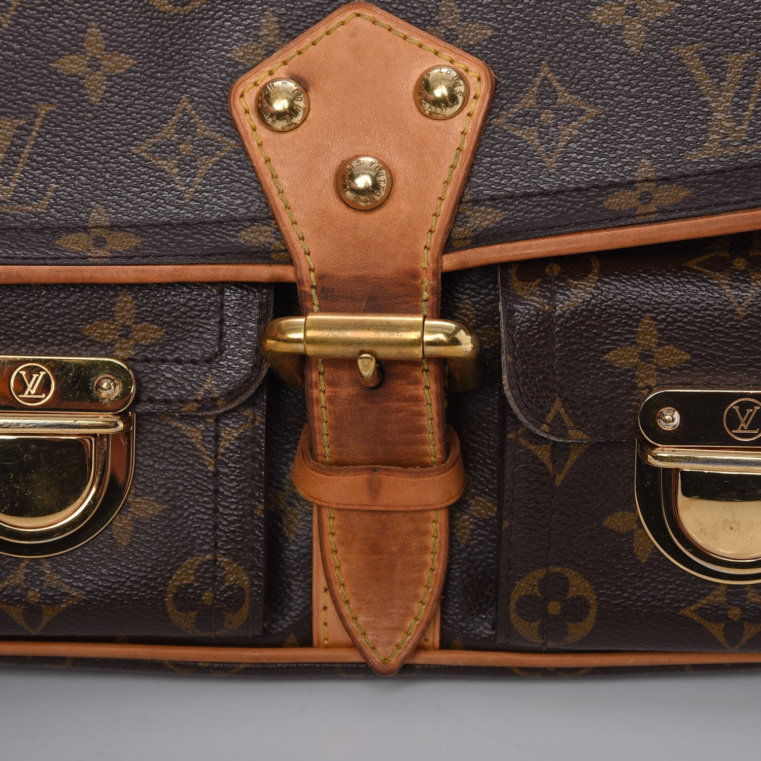 Louis Vuitton Monogram Hudson PM 9 of 12
