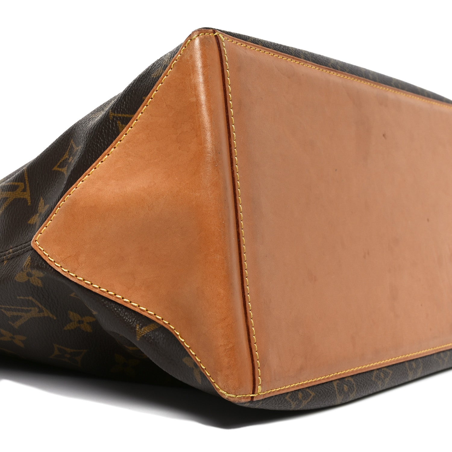 Louis Vuitton Monogram Cabas Mezzo 8 of 9