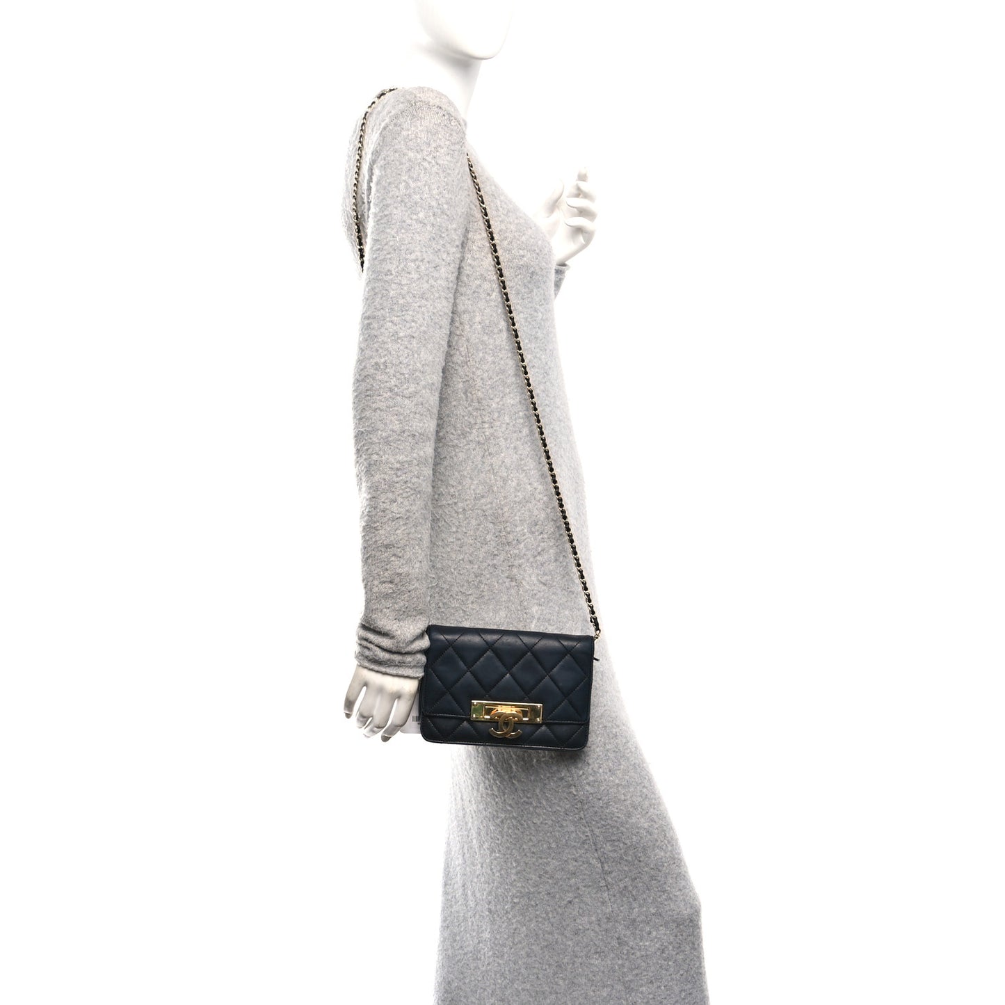Lambskin Quilted Golden Class Wallet on Chain WOC Black