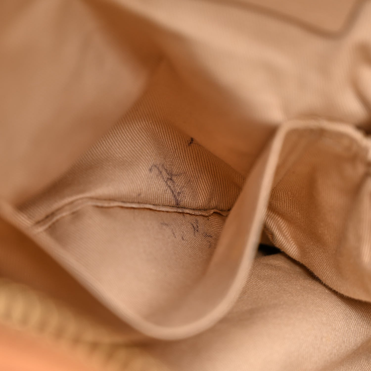 Givenchy Tumbled Sheepskin Medium Pandora Cigare 8 of 12