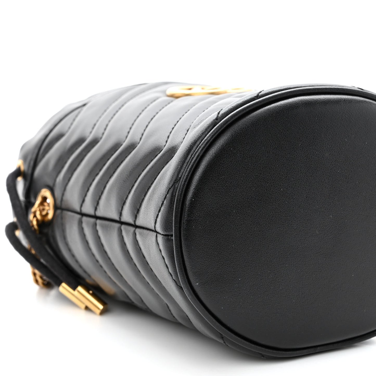 Calfskin Matelasse Mini GG Marmont 2.0 Bucket Bag Black