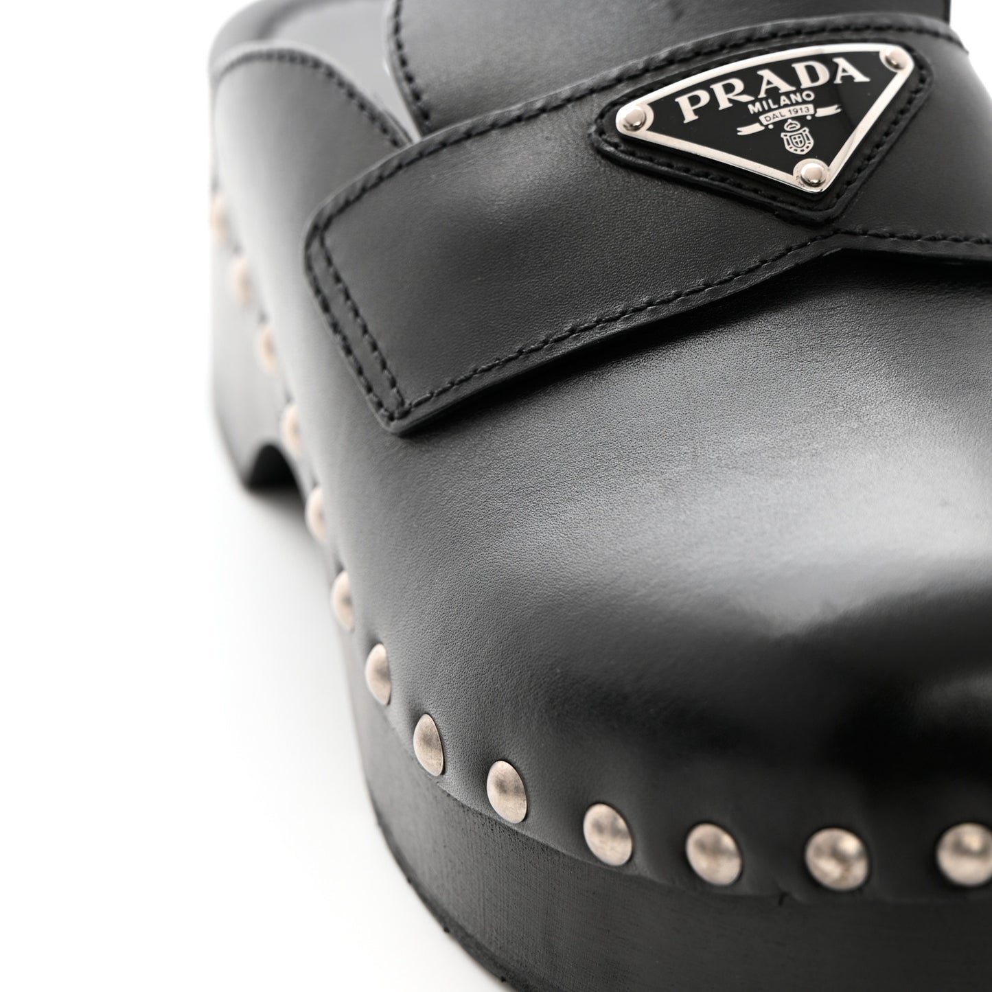 Natural Calfskin Metal Triangle Logo 45mm Clogs 39 Black
