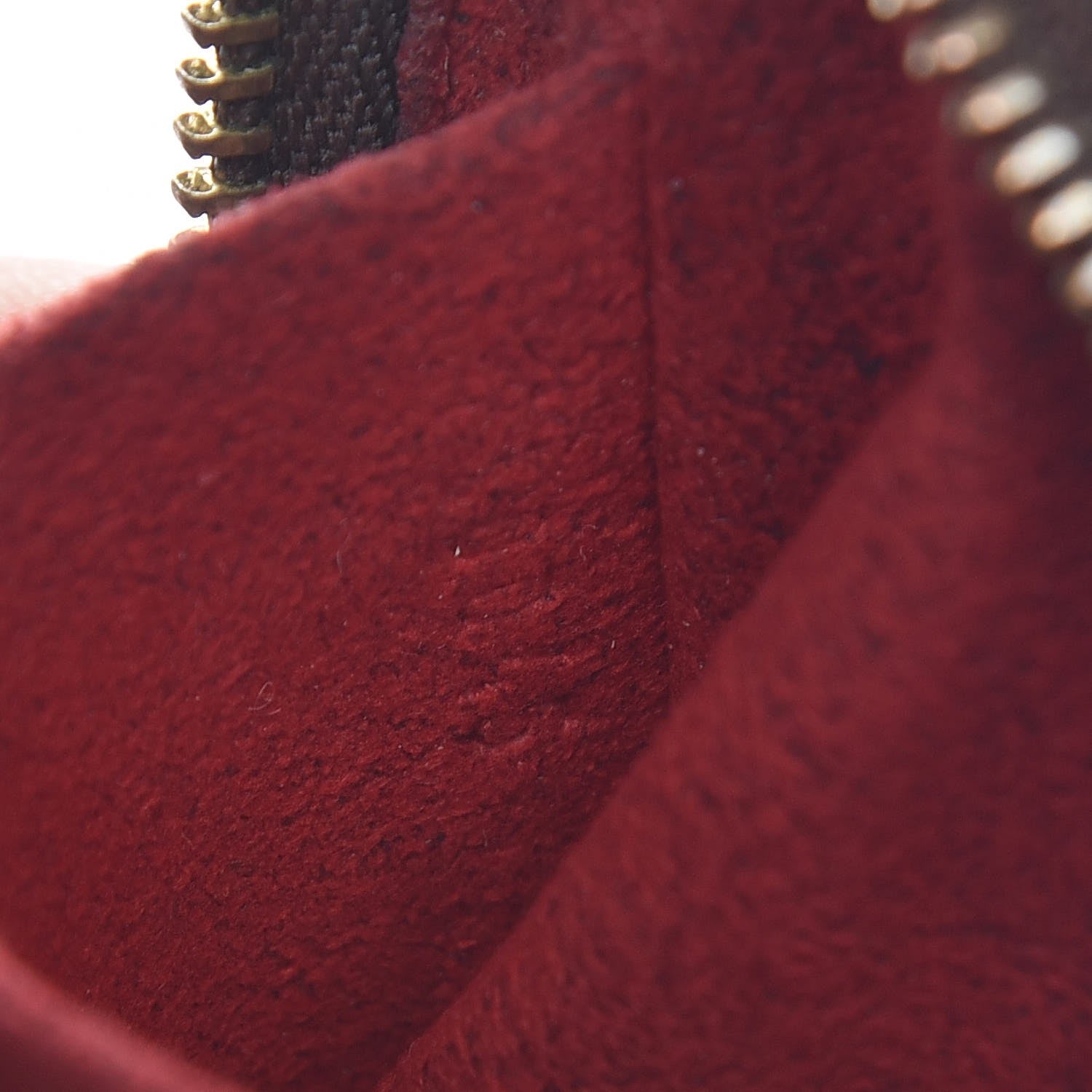 Louis Vuitton Monogram Wapity 6 of 11