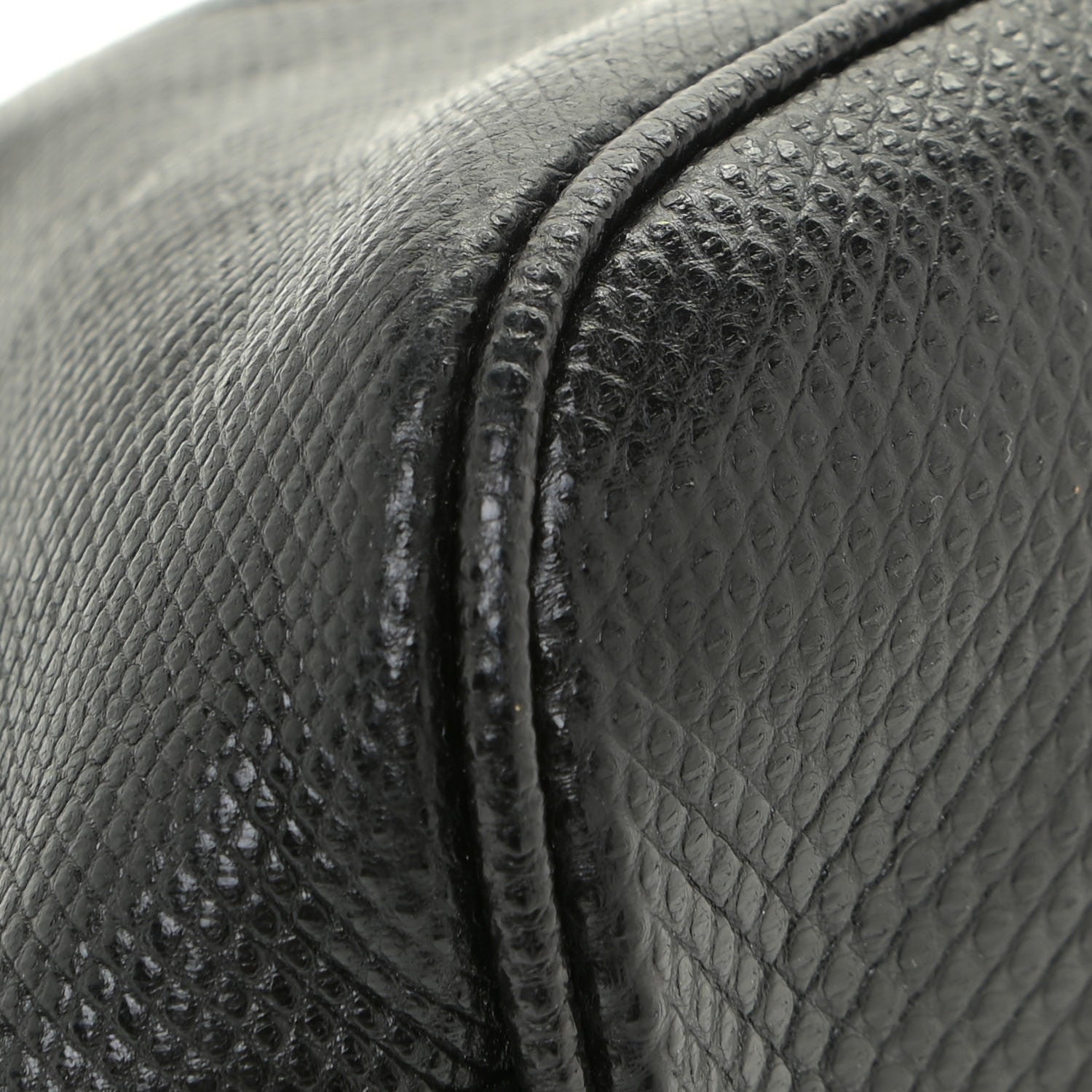Gucci Calfskin Lizard Embossed Boat Pochette Black 13 of 15