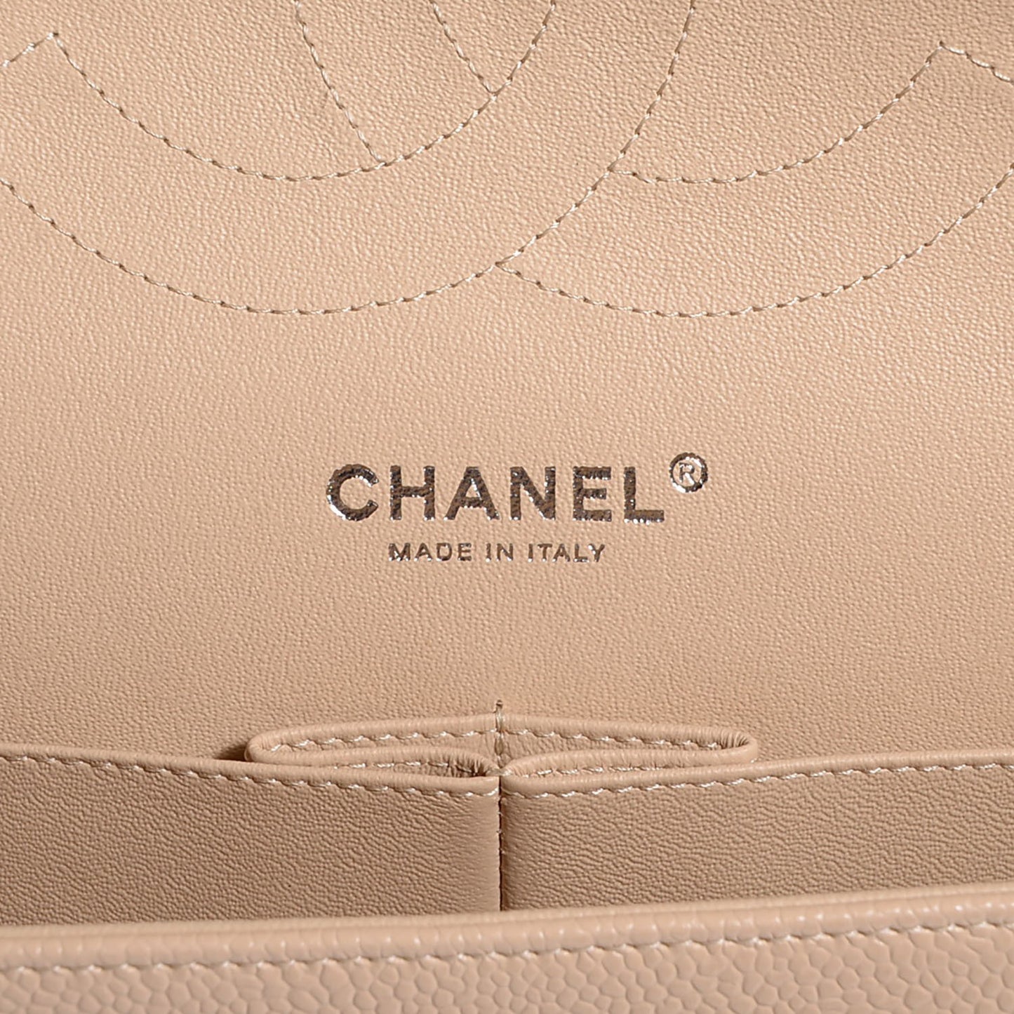 Caviar Quilted Jumbo Double Flap Beige Clair