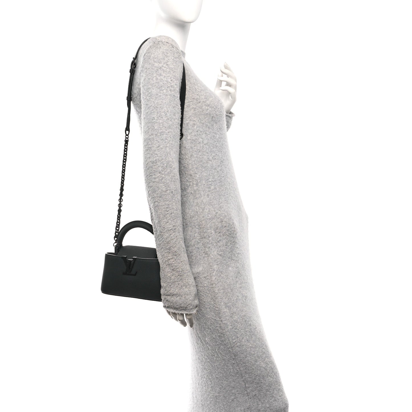 Matte Taurillon Capucines East West Mini All Black