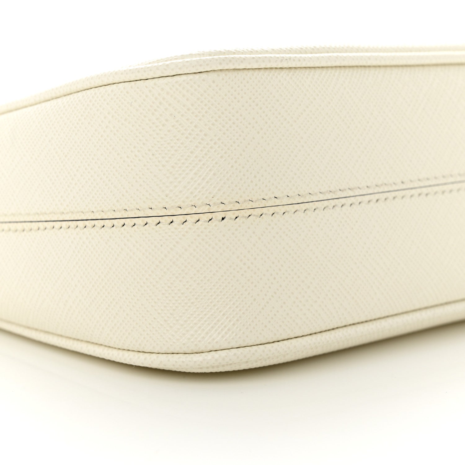 Prada Saffiano Re-Edition 2005 Shoulder Bag White 8 of 9