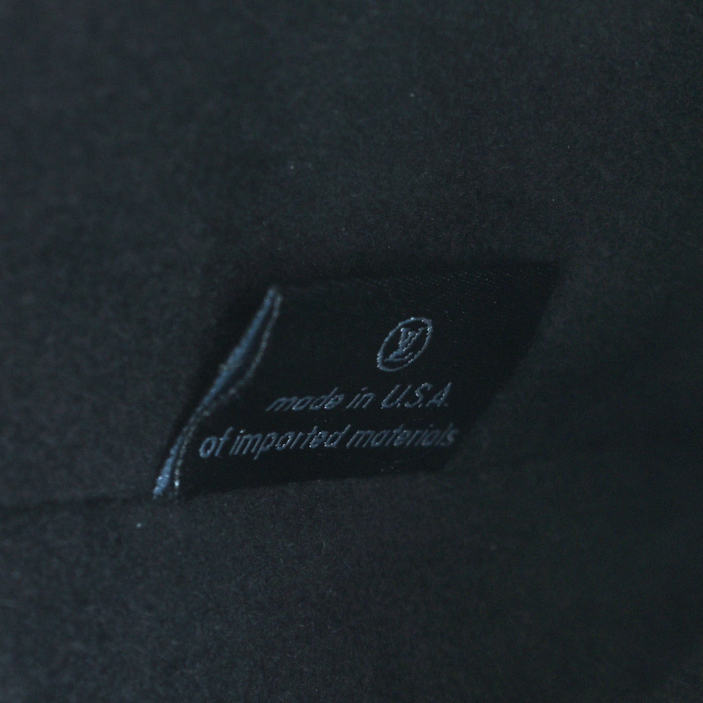 Reverse Monogram Pochette Metis