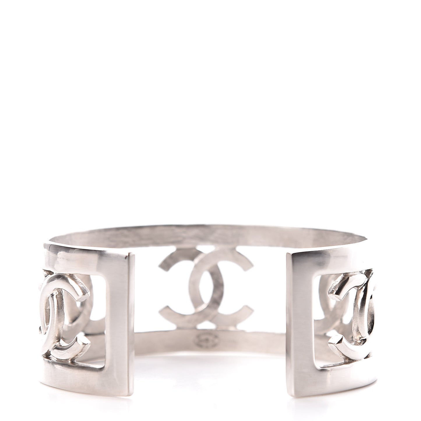 Metal CC Cuff Silver