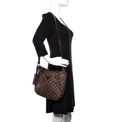 Louis Vuitton Damier Ebene South Bank Besace 2 of 10