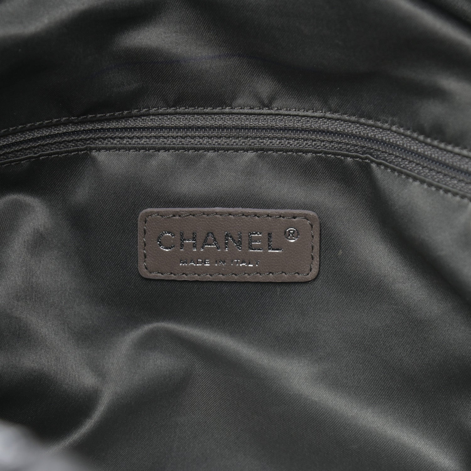 Chanel Lambskin Patent Calfskin Brooklyn Patchwork Hobo Black 5 of 8