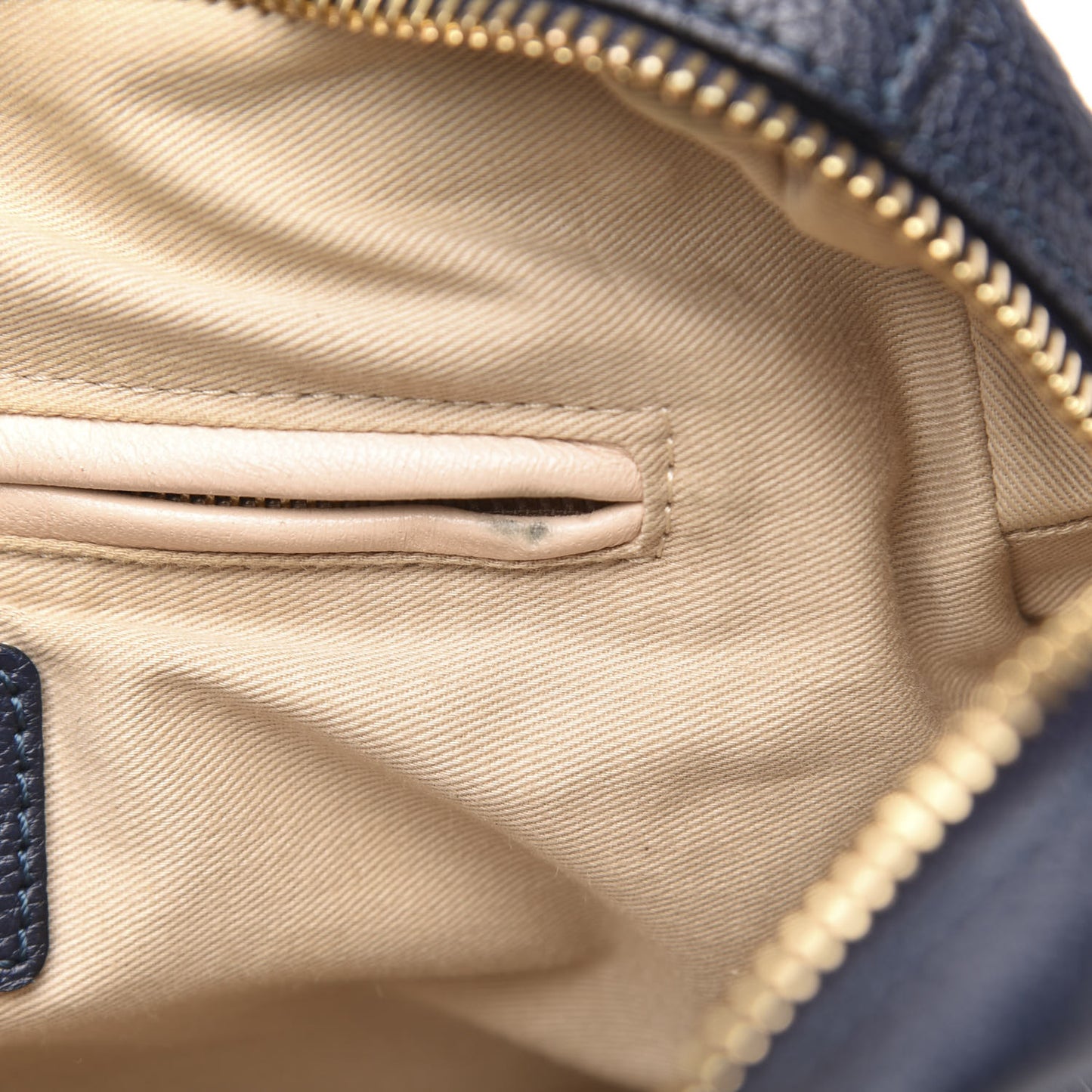 Calfskin Medium Paraty Peacock Blue