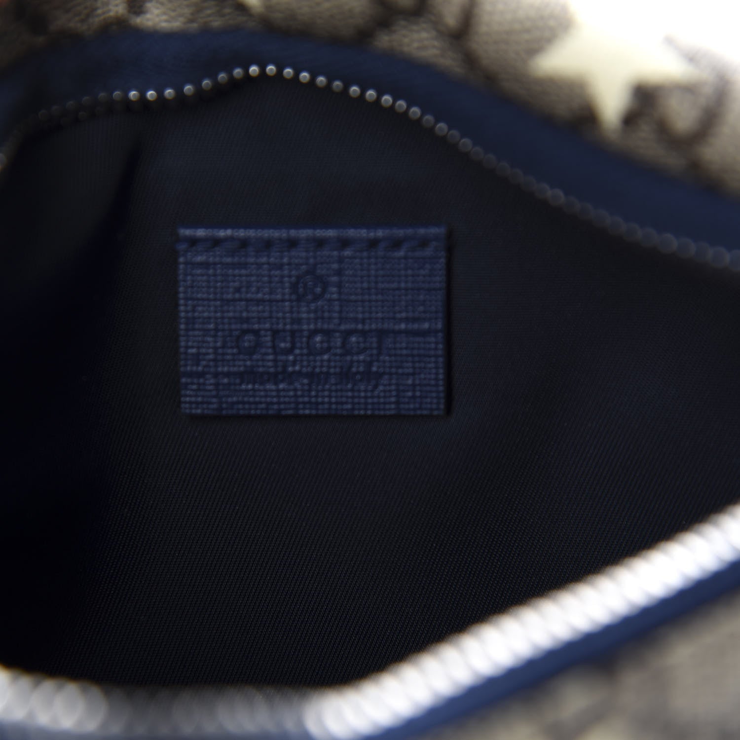 Gucci GG Supreme Monogram Stars Childrens Belt Bag 8 of 10