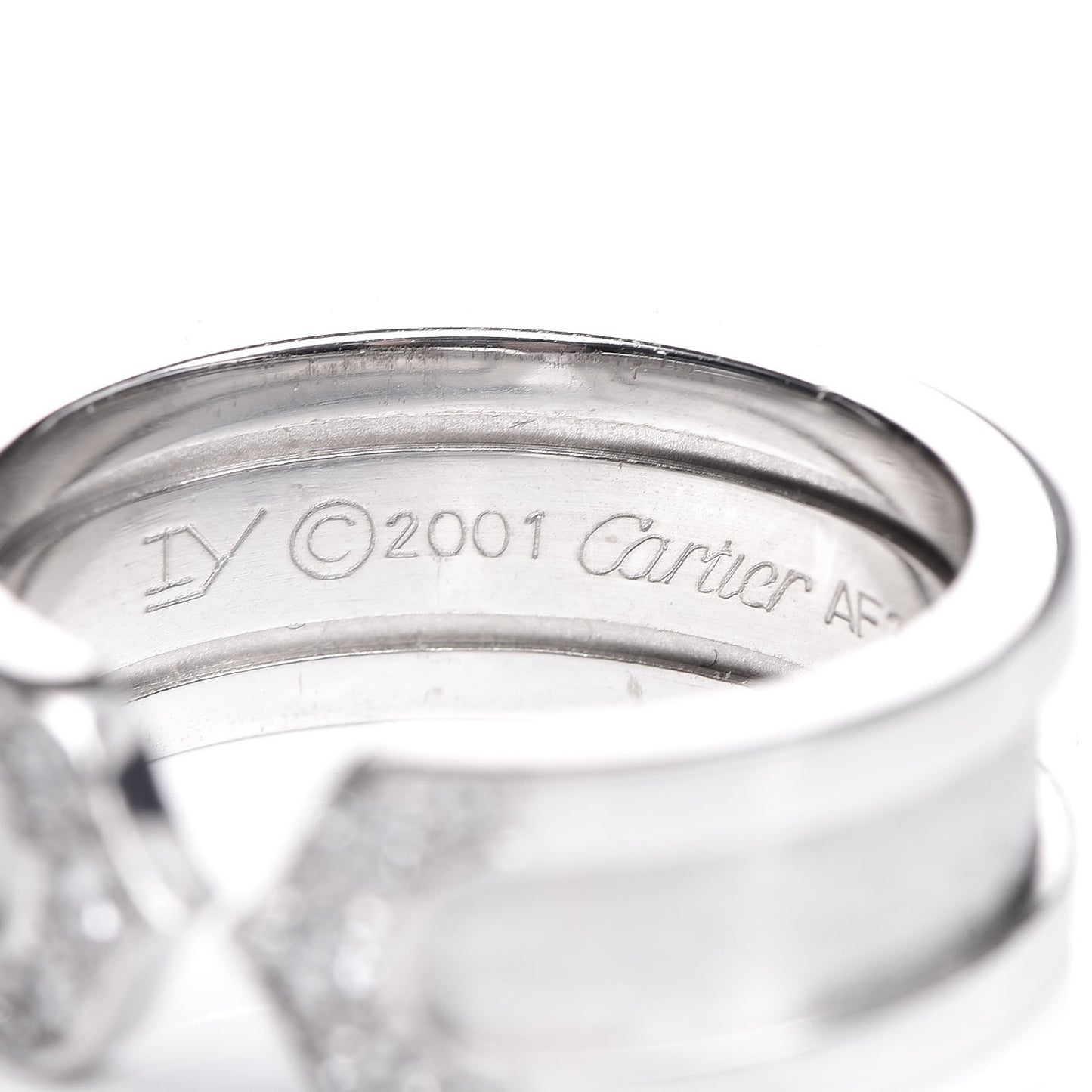 18K White Gold Diamond 6.5mm Logo De Ring 46 3.75
