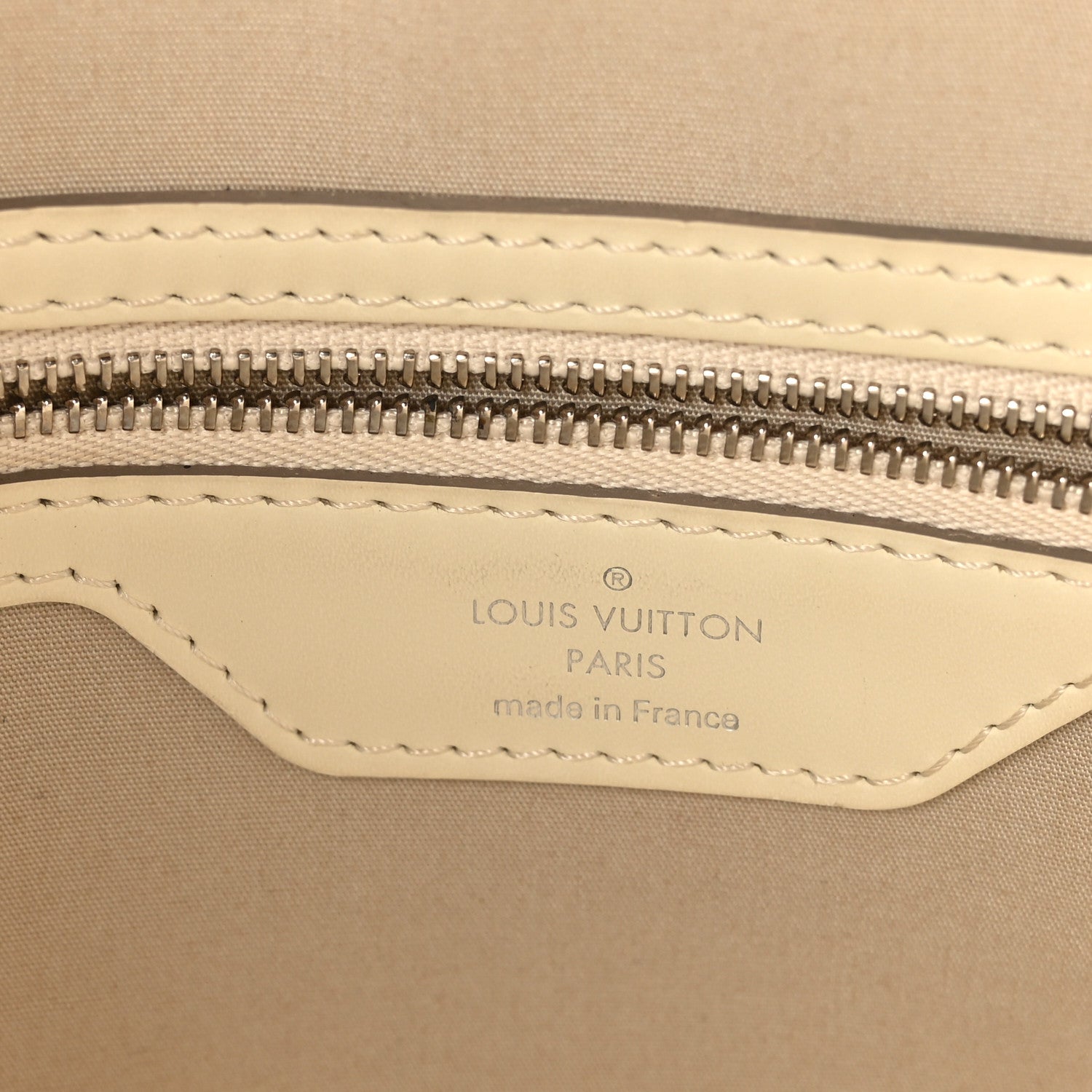 Louis Vuitton Epi Brea MM Ivory 6 of 8