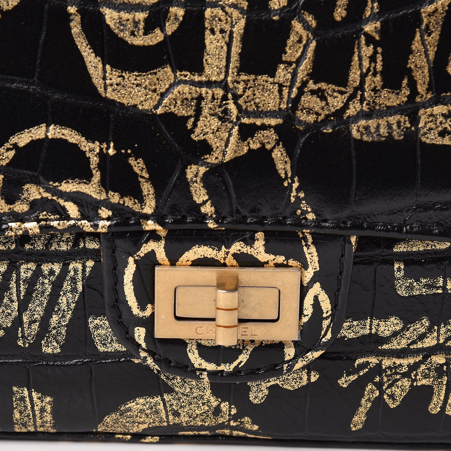 Calfskin Crocodile Embossed Graffiti 2.55 Cocodile Reissue 225 Flap Black Gold