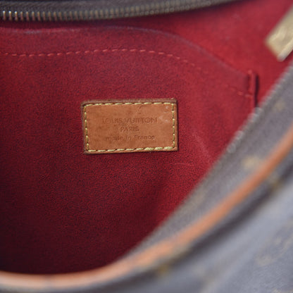 Louis Vuitton Monogram Croissant MM 6 of 9