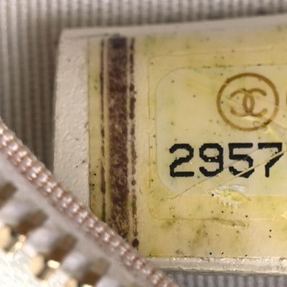 Chanel Caviar Quilted Chain Handle Round Clutch With Chain Bag  White 7 of 13
