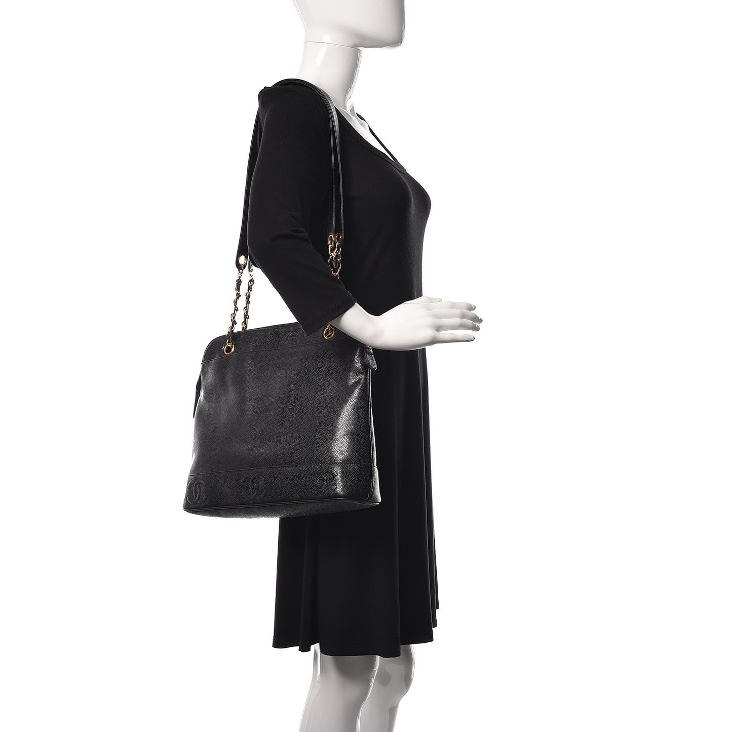 Caviar CC Shoulder Bag Black