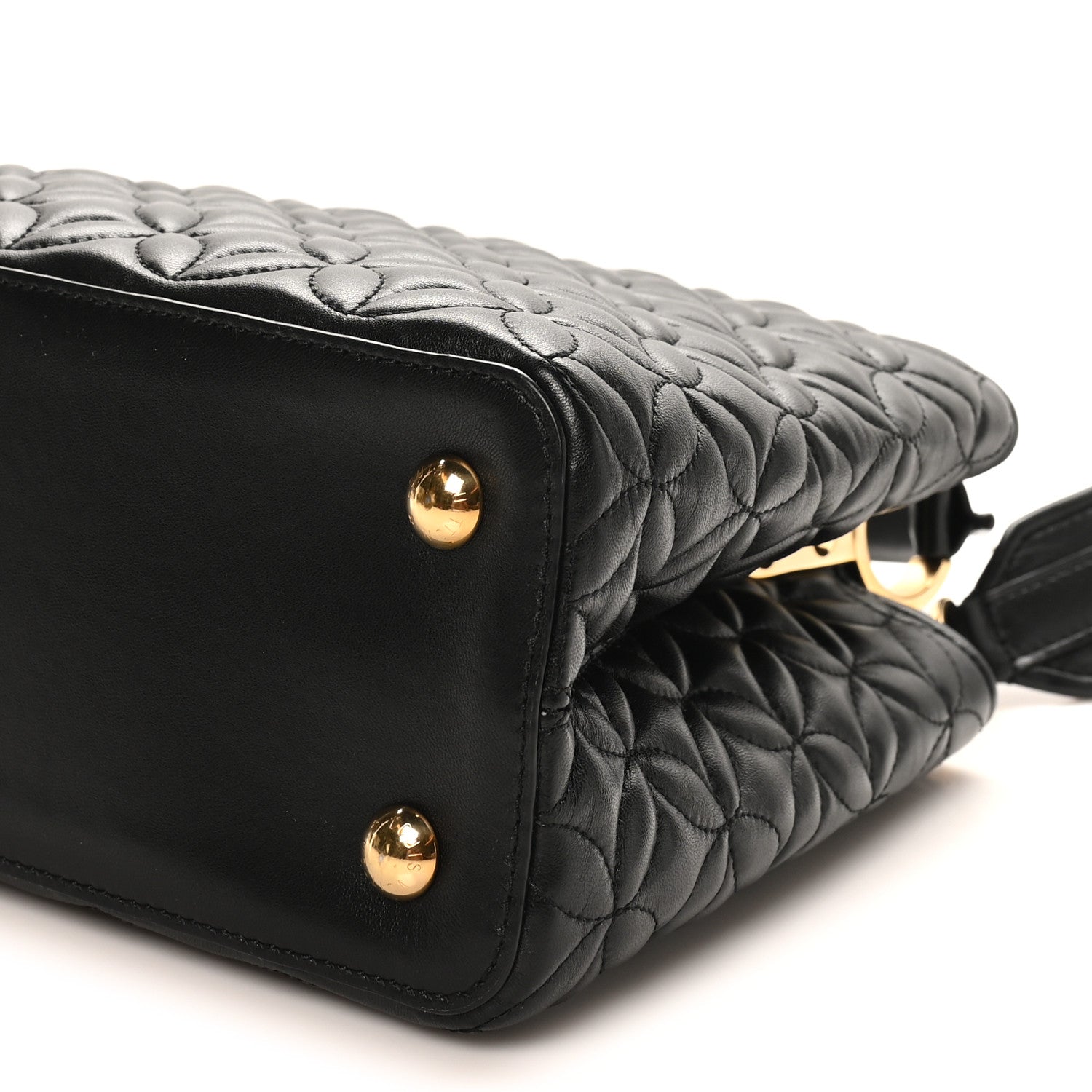 カリザー's　LOUIS VUITTON マヒナ　ブラック Louis Vuitton Mahina Zippy Wallet NM Black 1841307 – FASHIONPHILE