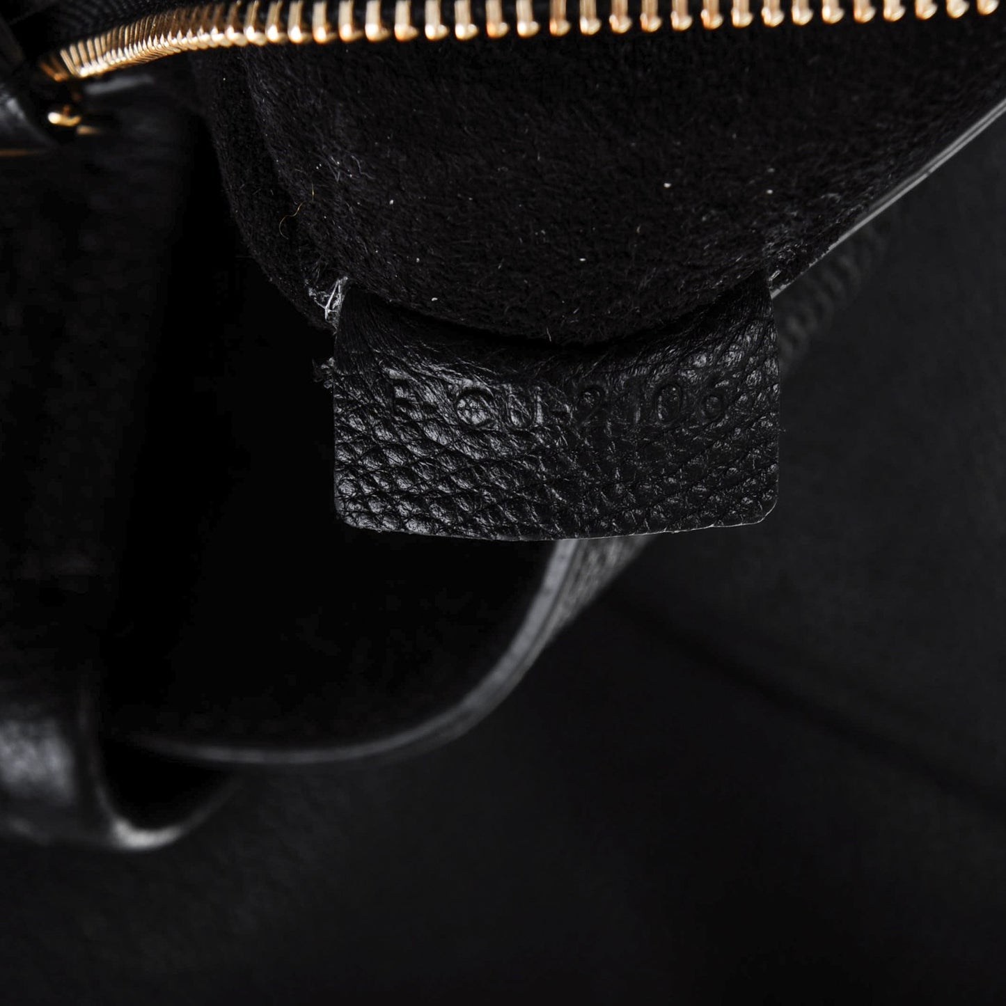 Supple Calfskin Medium Belt Cabas Phantom Black