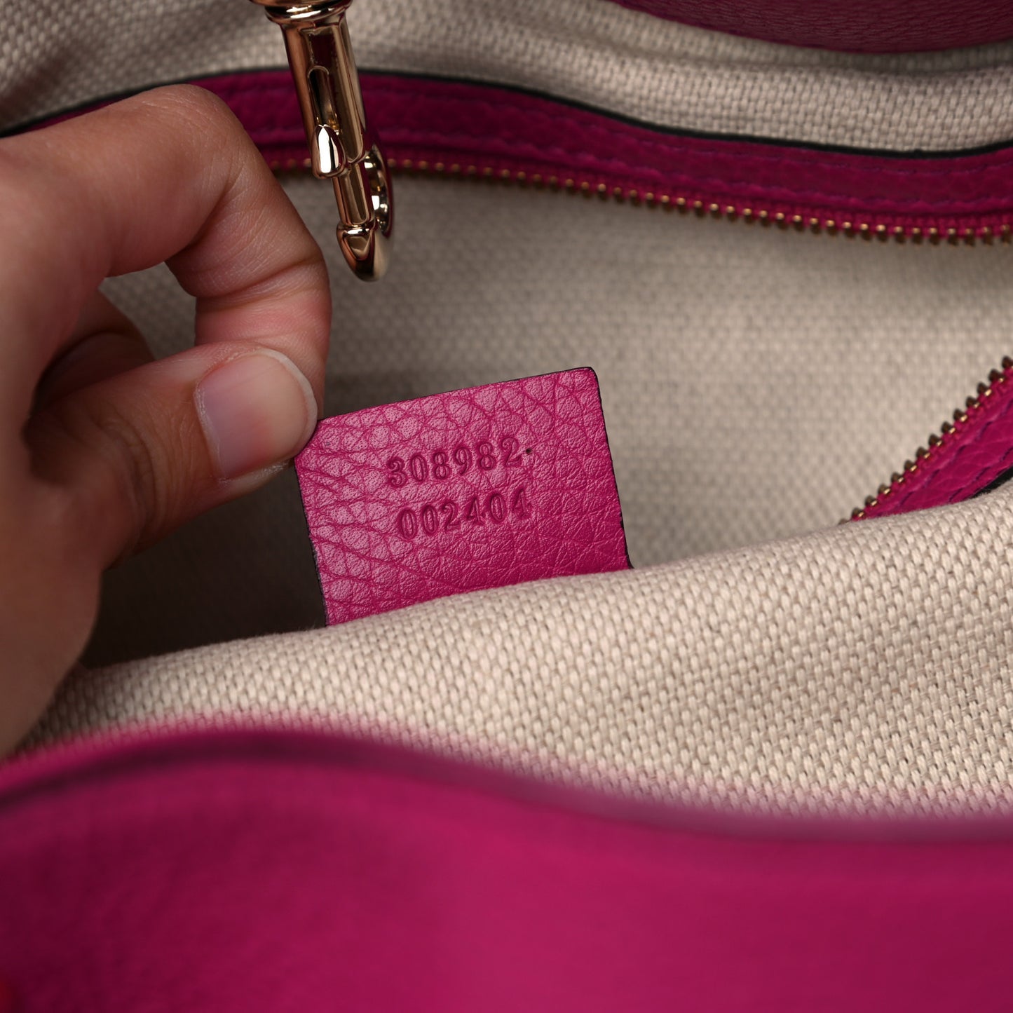 Cellarius Calfskin Medium Soho Chain Shoulder Bag Bright Bouganville
