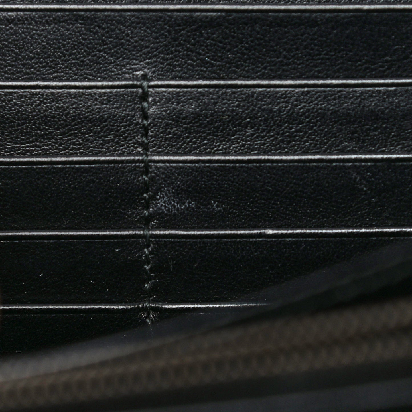 Calfskin Matelasse GG Marmont Chain Wallet Black