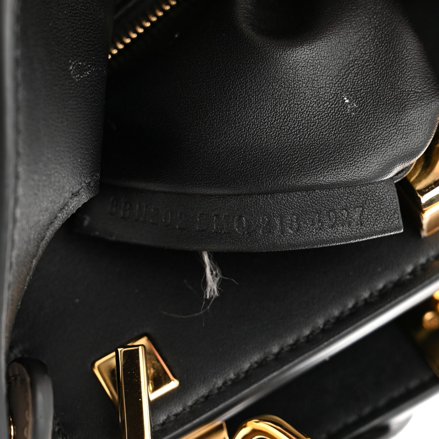 Vitello Tahiti Burro Medium Peekaboo Iconic Essentially Satchel Tortora Black