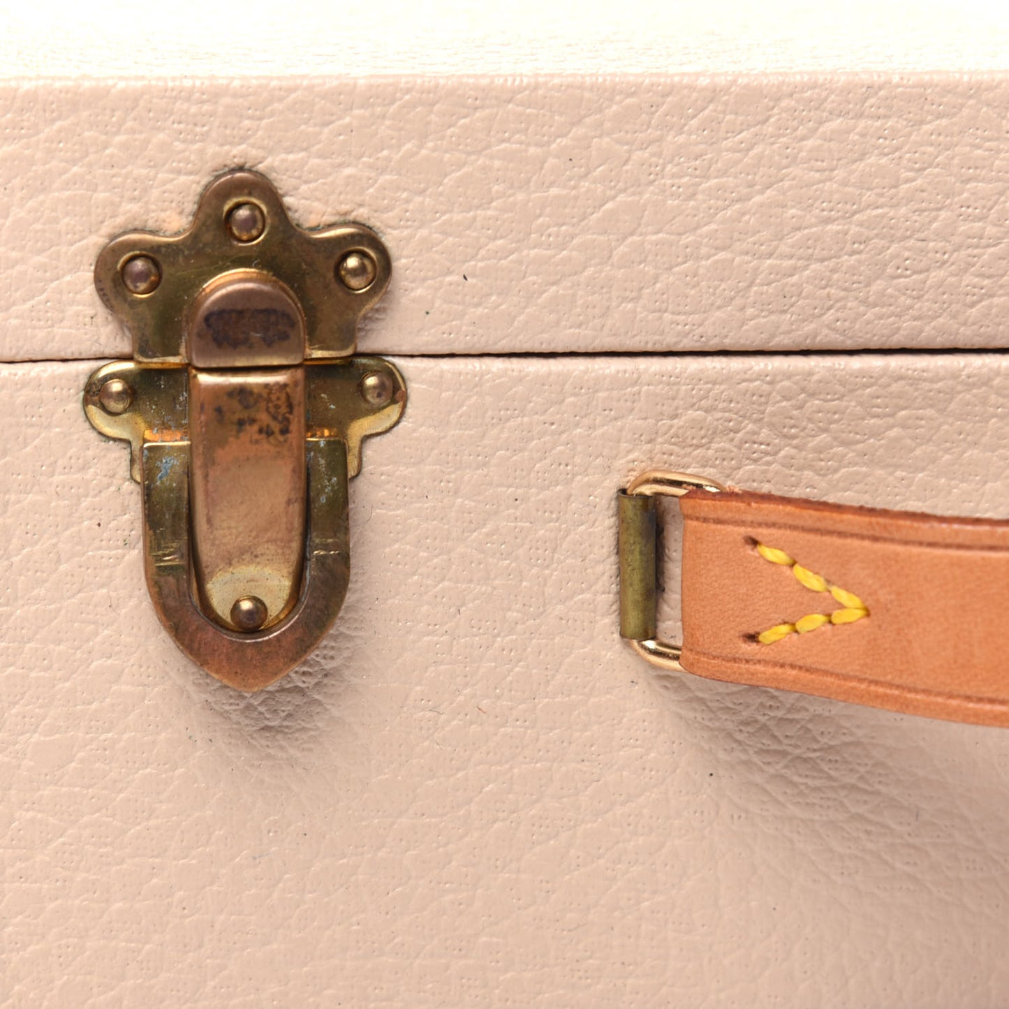 Monogram Boite Flacons Beauty Train Trunk Case