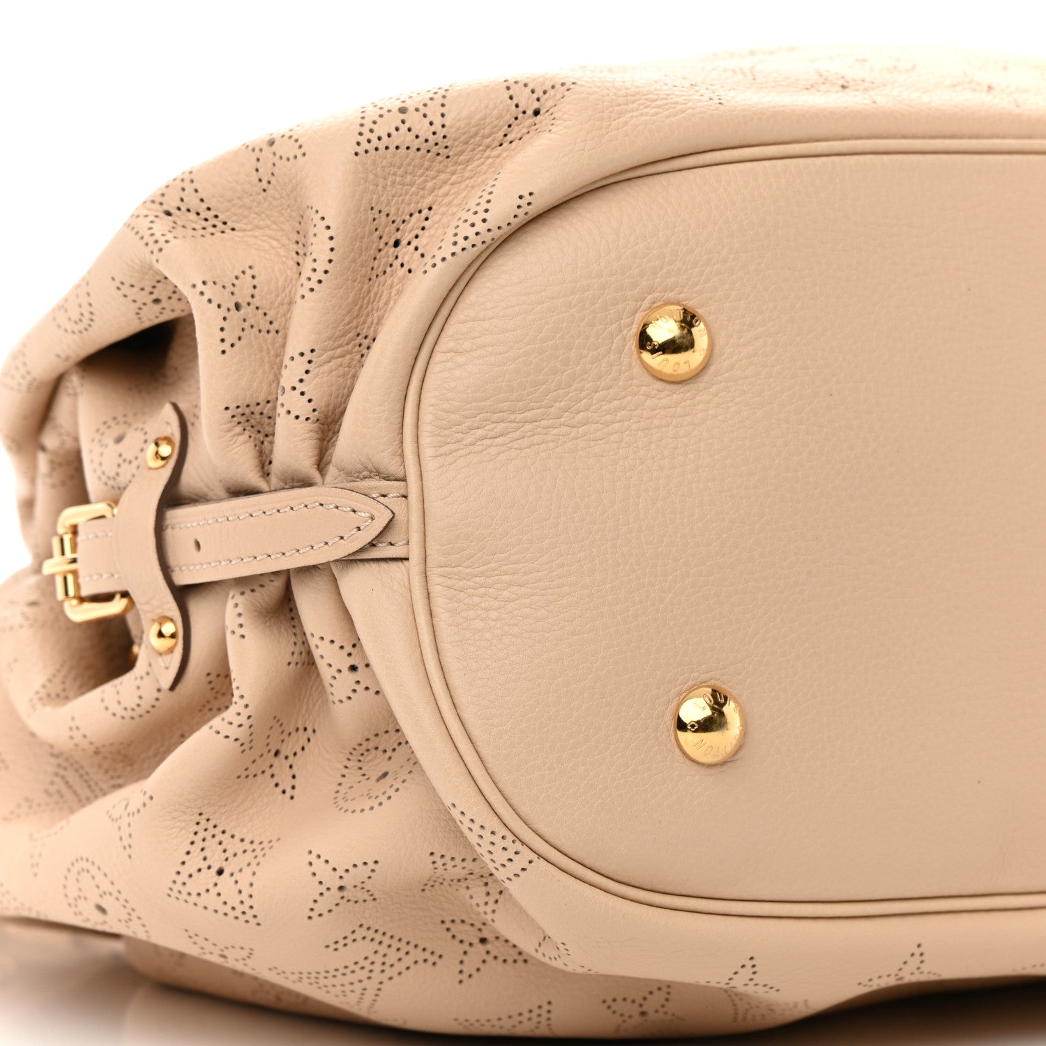 Louis Vuitton Mahina L Sable 9 of 11