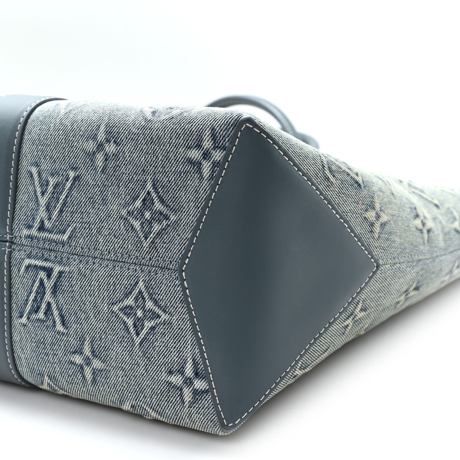 Louis Vuitton Monogram Washed Denim Weekend Tote NM Blue 9 of 9