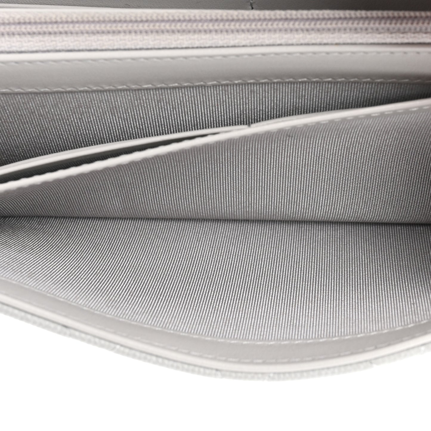Caviar Quilted Large Gusset Flap Wallet Grey
