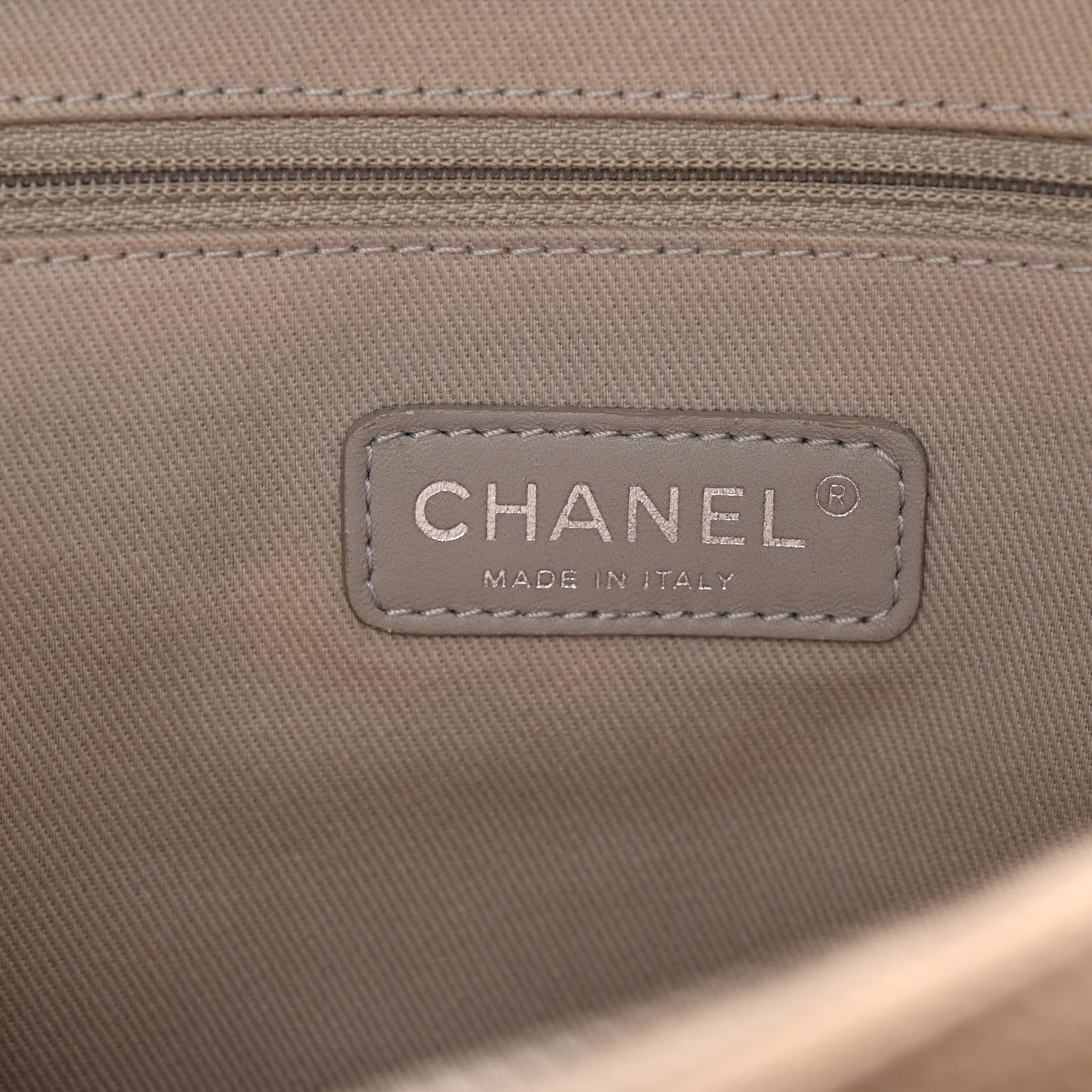 Caviar Quilted Jumbo Easy Flap Beige