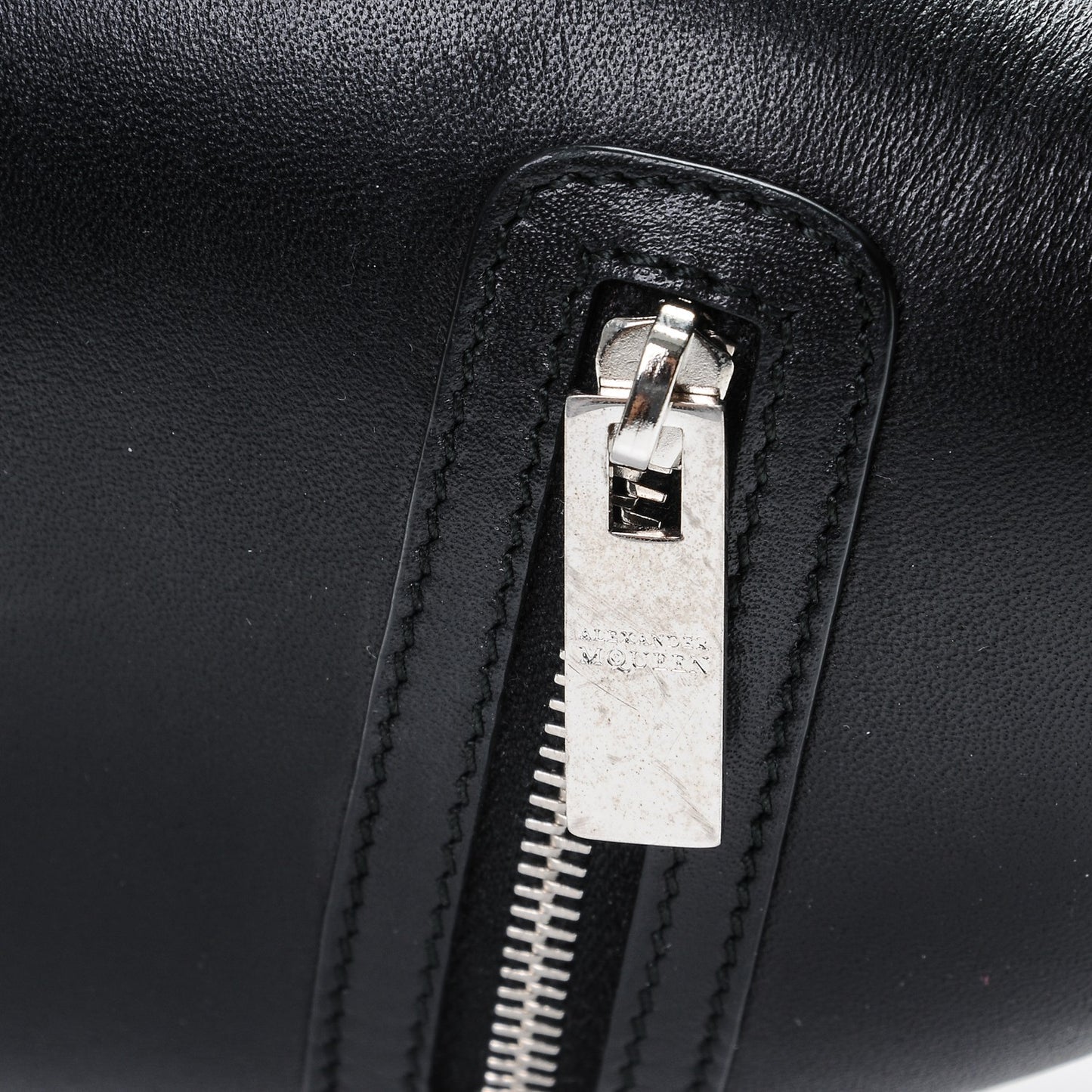 Nappa Skull Knuckle Oval Box Clutch Black